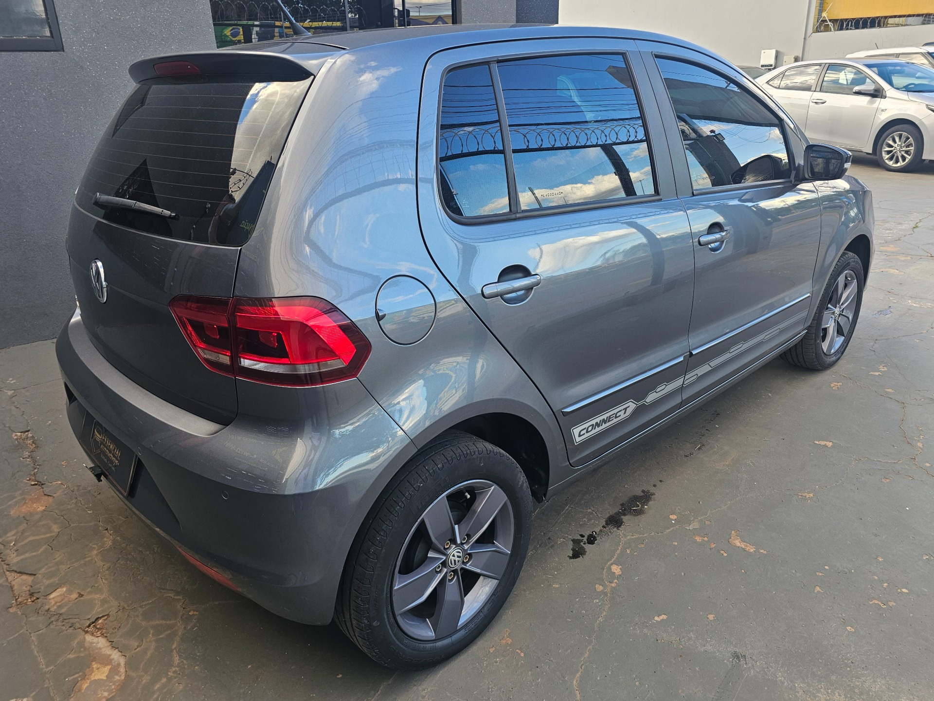 VOLKSWAGEN Fox Connect 1.6 4p. 2020 - miniatura 4