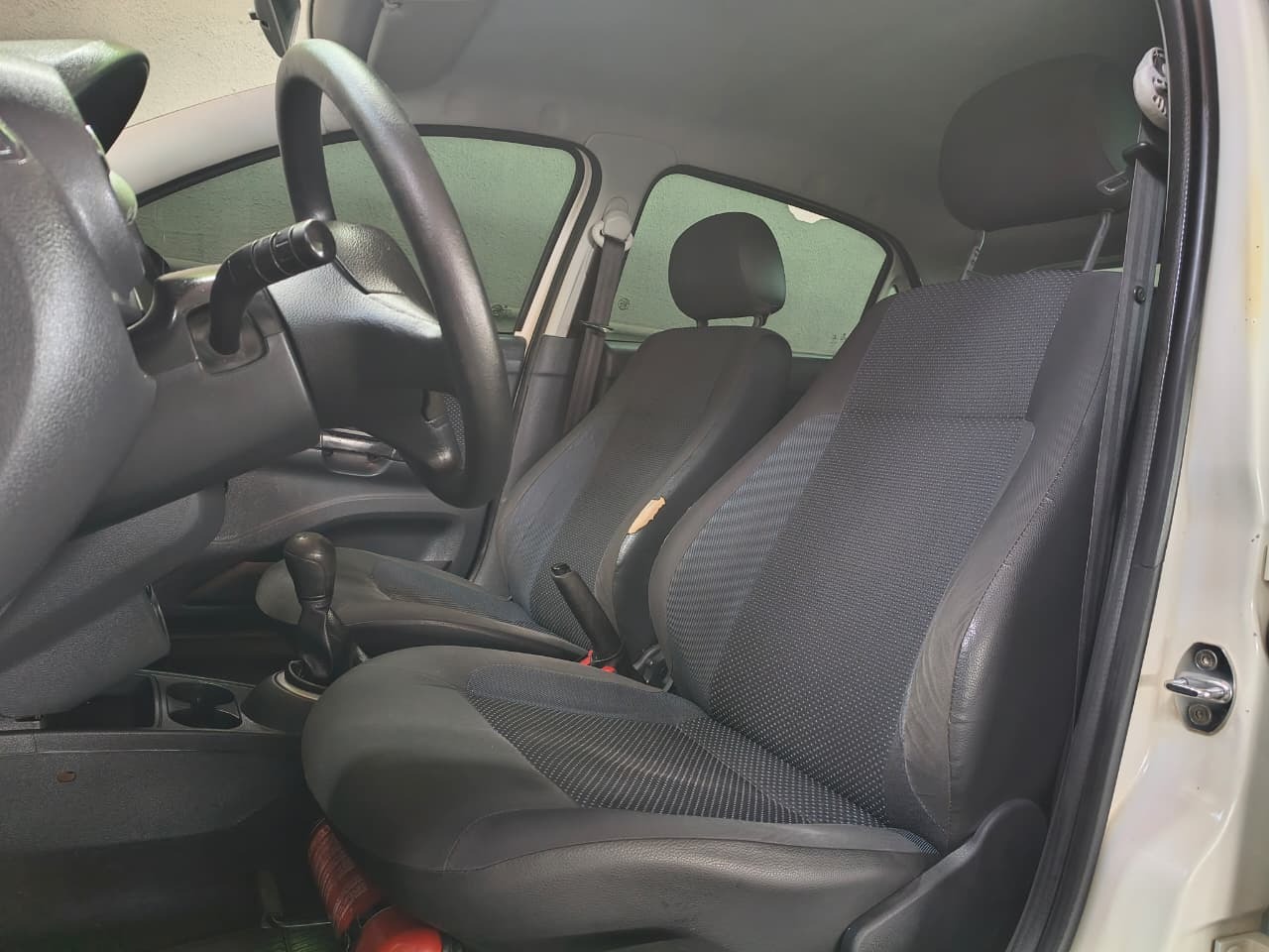 VOLKSWAGEN Gol Trendline 1.0 12v 4p. 2015 - miniatura 6