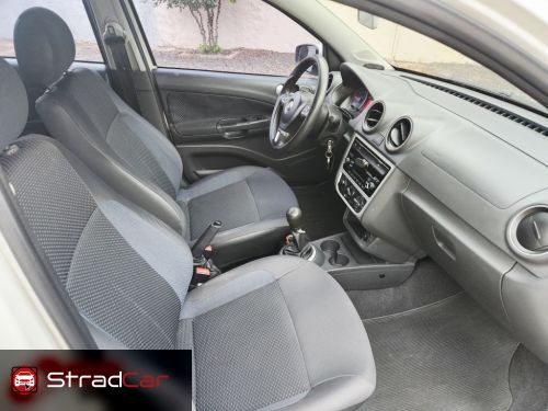 VOLKSWAGEN Gol City 1.0 4p. 2015 - miniatura 8