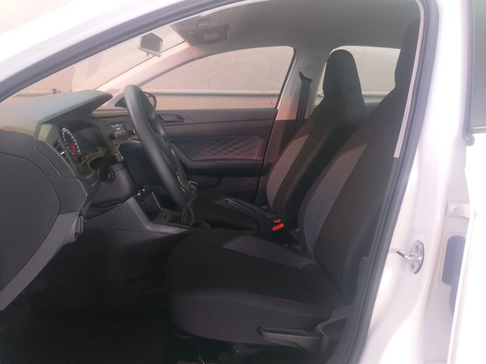 VOLKSWAGEN Polo Hatch Track 1.0 12v 2025 - miniatura 9