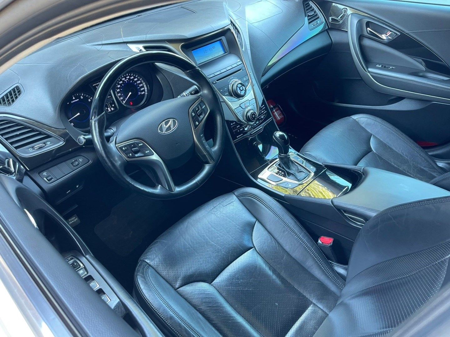 HYUNDAI Azera GLS 3.0 V6 24v 2013 - miniatura 8