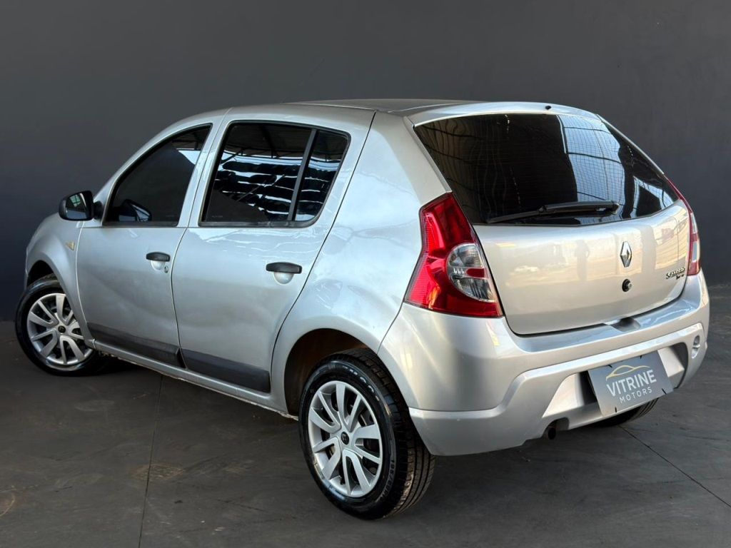 RENAULT Sandero Expression 1.6 2010 - miniatura 6