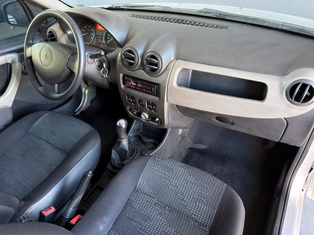 RENAULT Sandero Expression 1.6 2010 - miniatura 7