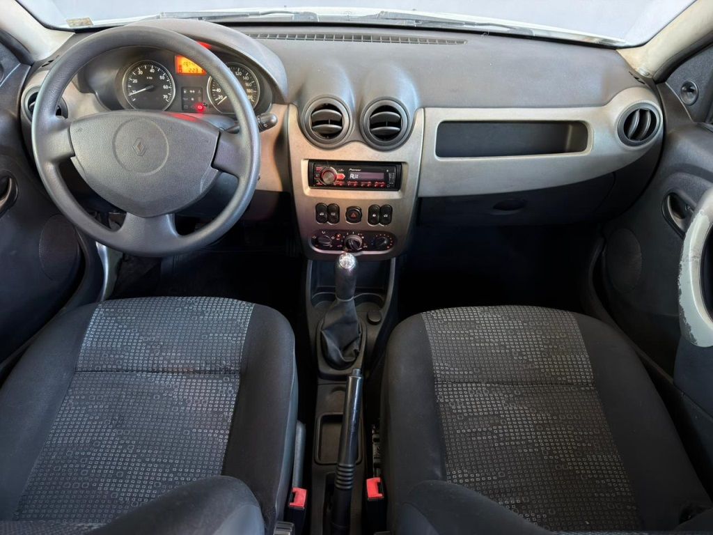 RENAULT Sandero Expression 1.6 2010 - miniatura 8