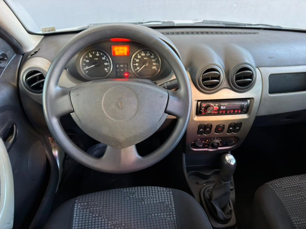 RENAULT Sandero Expression 1.6 2010 - miniatura 9