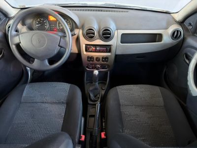 RENAULT Sandero Expression 1.6 2010 - miniatura 8