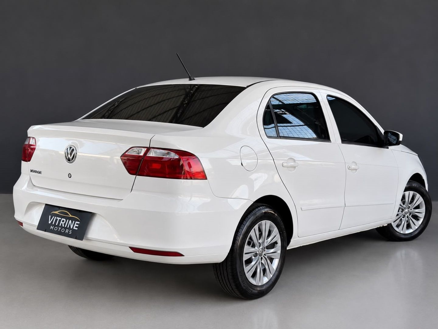 VOLKSWAGEN Voyage 1.0 12v 2023 - miniatura 4
