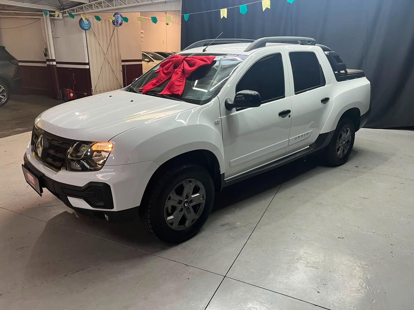 RENAULT Duster Oroch Intense 1.6 16v 2025 - miniatura 3