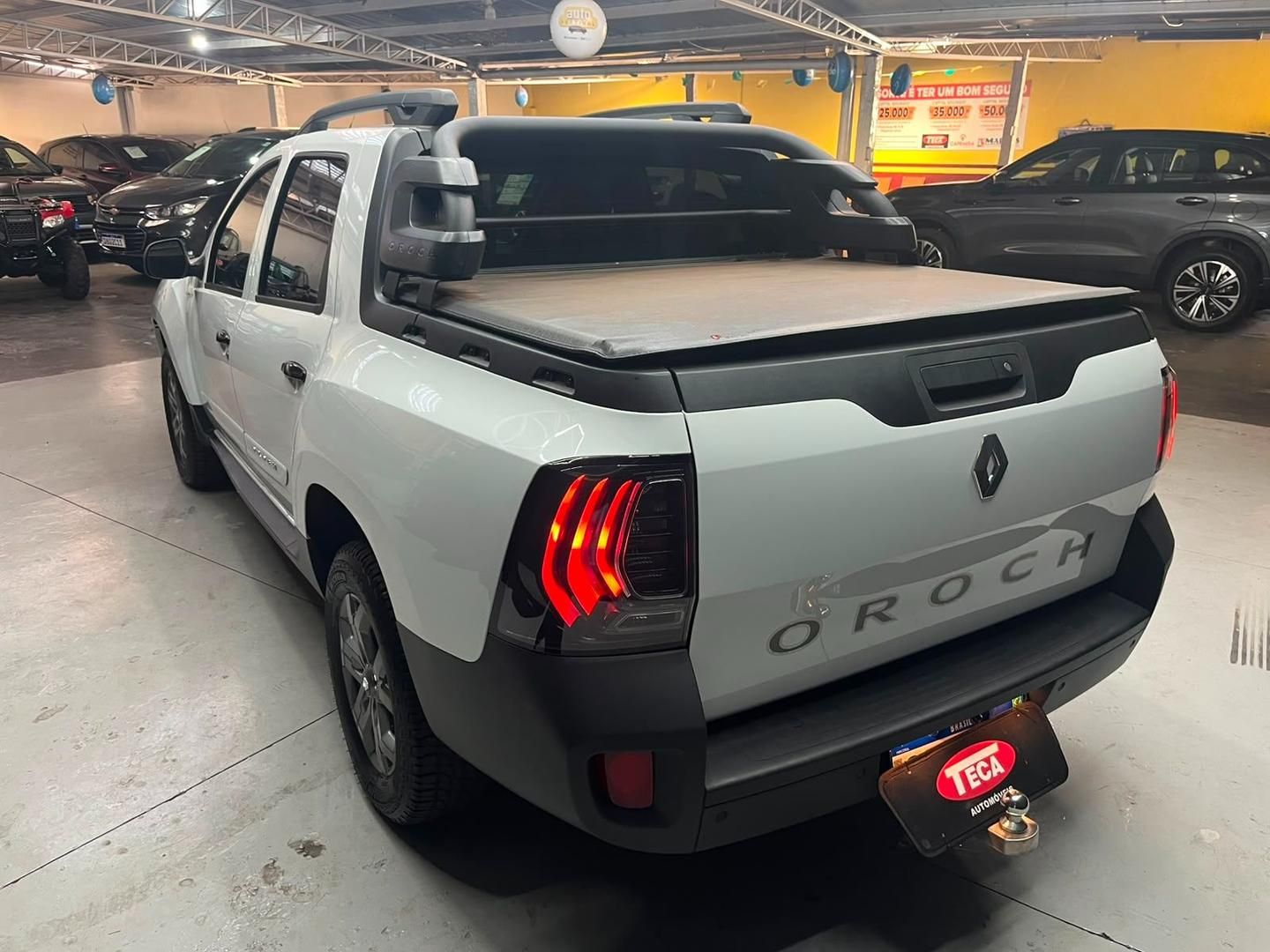 RENAULT Duster Oroch Intense 1.6 16v 2025 - miniatura 5