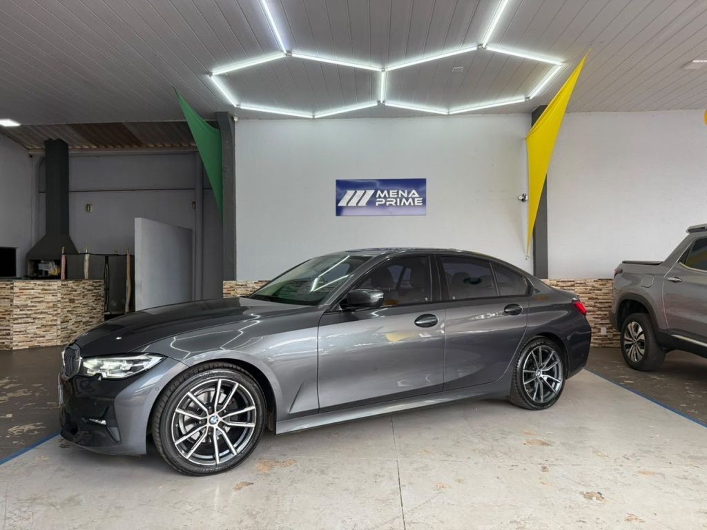 Vista principal de BMW 320i M Sport 2.0T 16v 2020