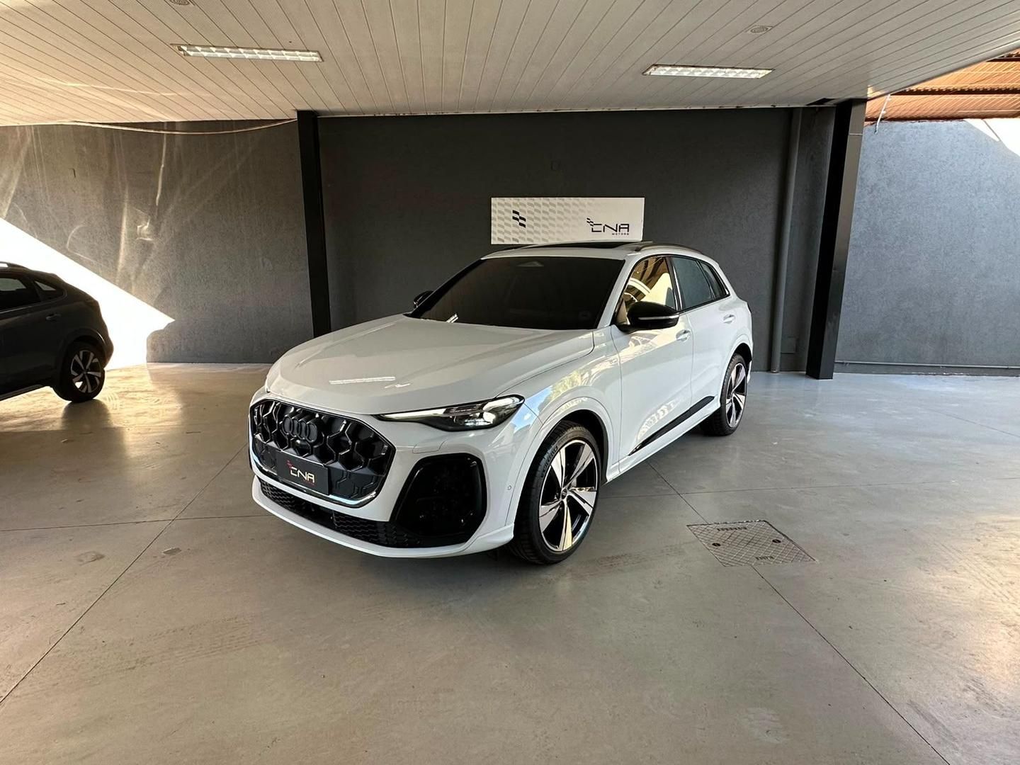 AUDI Q5 S-Line 2.0 TFSi 16v Quattro 2025