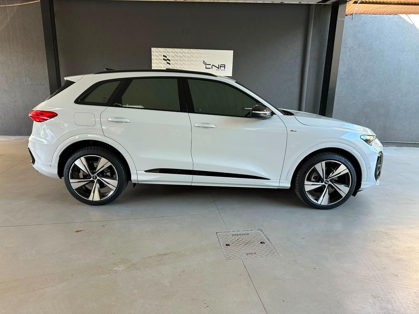 AUDI Q5 S-Line 2.0 TFSi 16v Quattro 2025 - miniatura 5