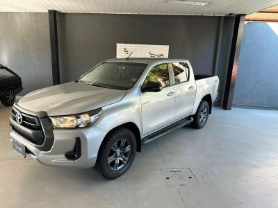 TOYOTA Hilux SR D4-D 2.8TDi 16v 4X4 C.D. 2025