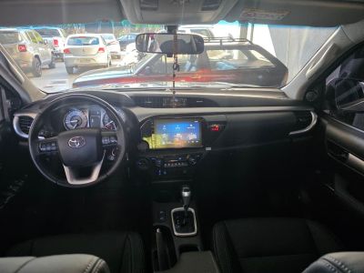 TOYOTA Hilux SR D4-D 2.8TDi 16v 4X4 C.D. 2025 - miniatura 9