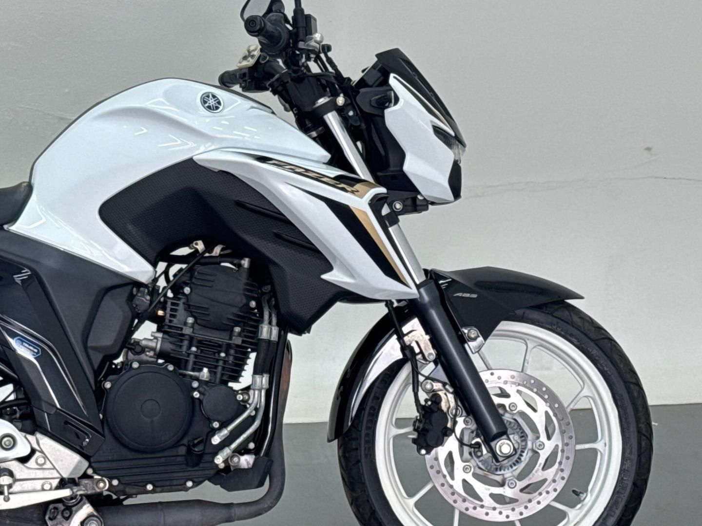 YAMAHA FZ25 250 Fazer Connected 2025 - miniatura 4