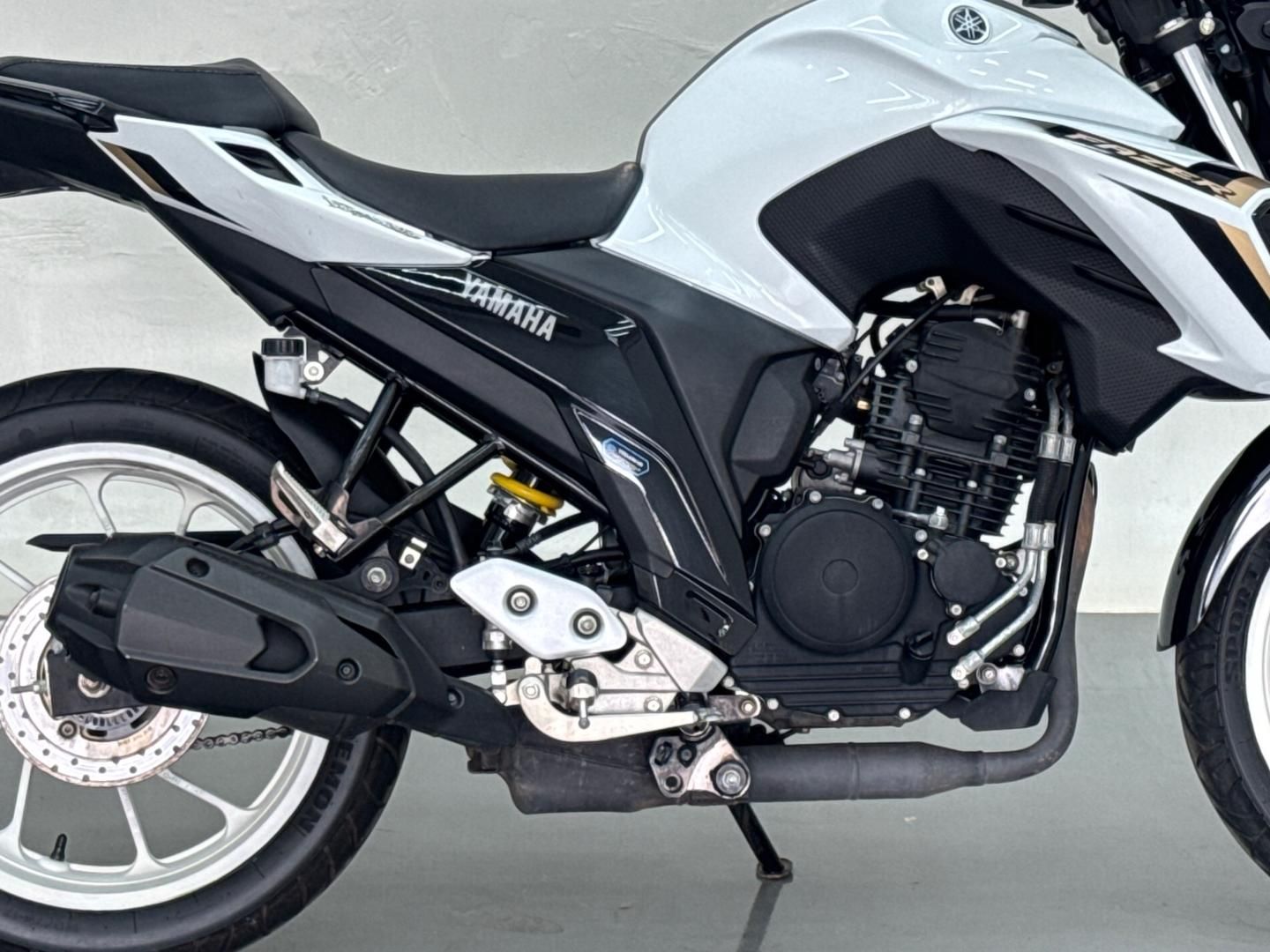YAMAHA FZ25 250 Fazer Connected 2025 - miniatura 5