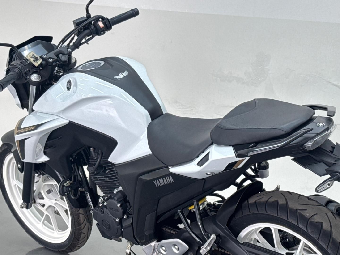 YAMAHA FZ25 250 Fazer Connected 2025 - miniatura 8
