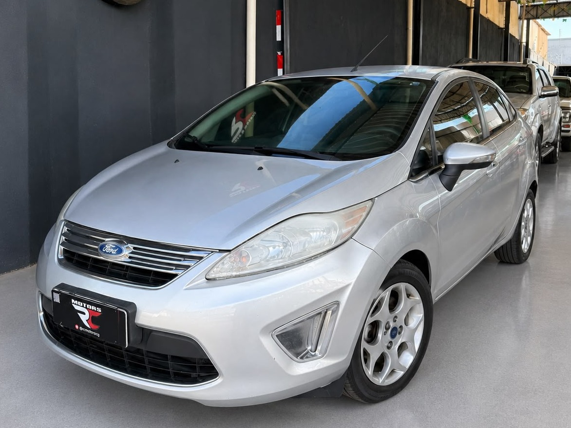 FORD Fiesta Sedan SE 1.6 16v 2012
