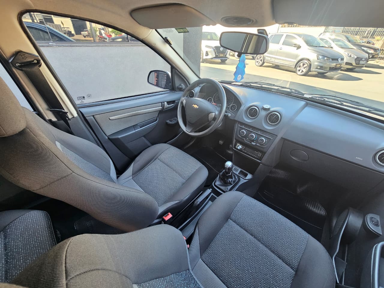 CHEVROLET Celta LT 1.0 4p. 2015 - miniatura 8