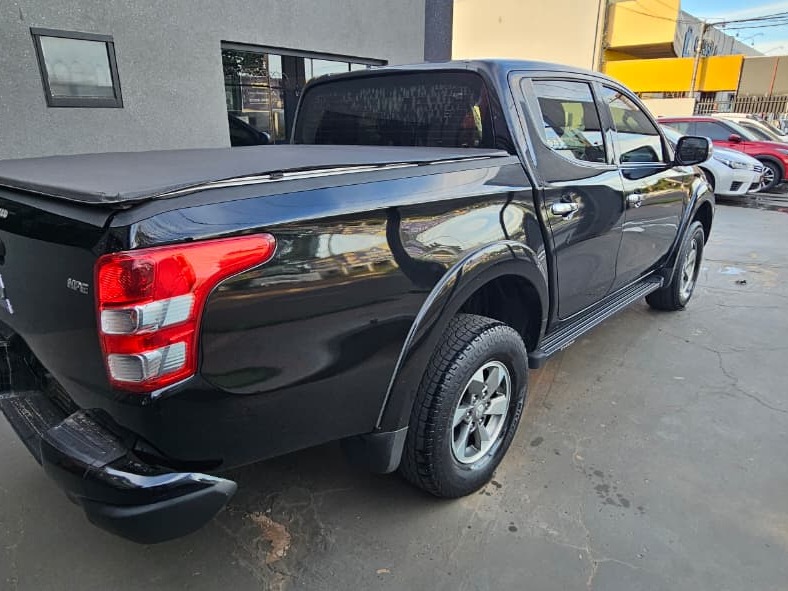 MITSUBISHI L200 Sport HPE 2.5TD 4X4 C.D. 2018 - miniatura 4