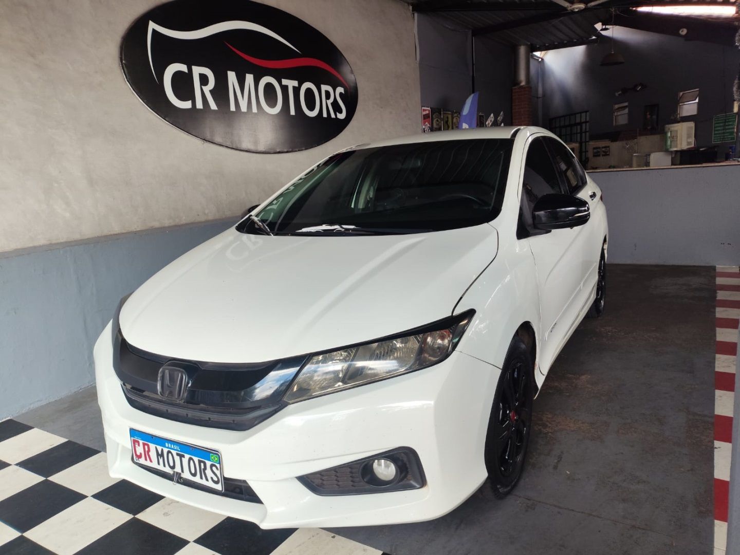 Vista principal de HONDA City EX 1.5 16v 2015