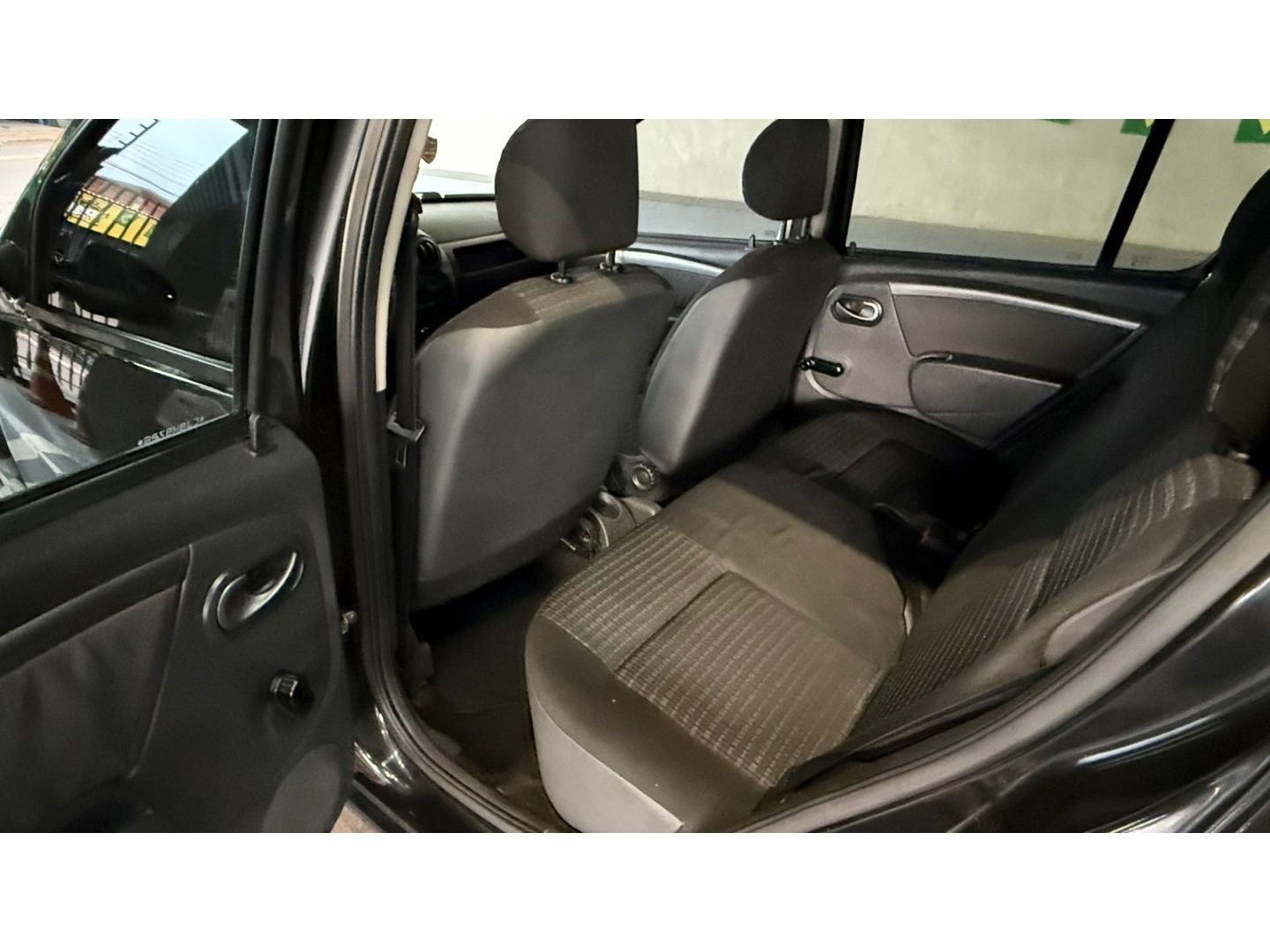 RENAULT Sandero Expression 1.6 2012 - miniatura 10