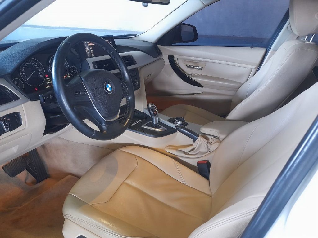 BMW 320i 2.0T 16v 2014 - miniatura 8
