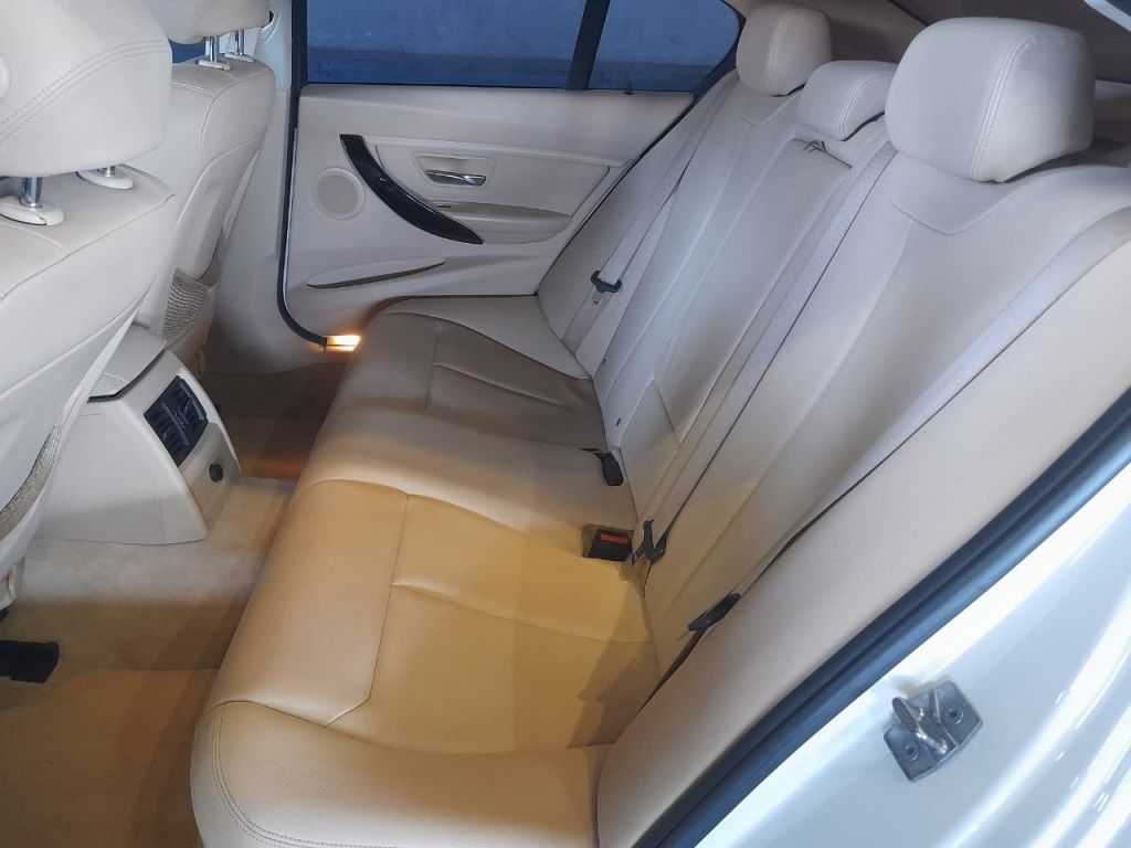 BMW 320i 2.0T 16v 2014 - miniatura 10