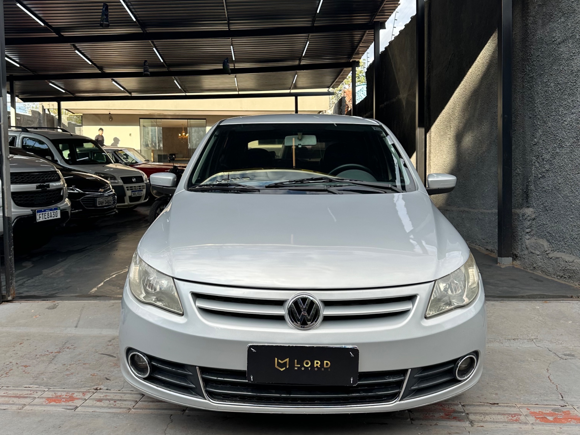 VOLKSWAGEN Gol 1.0 4p. 2010 - miniatura 2