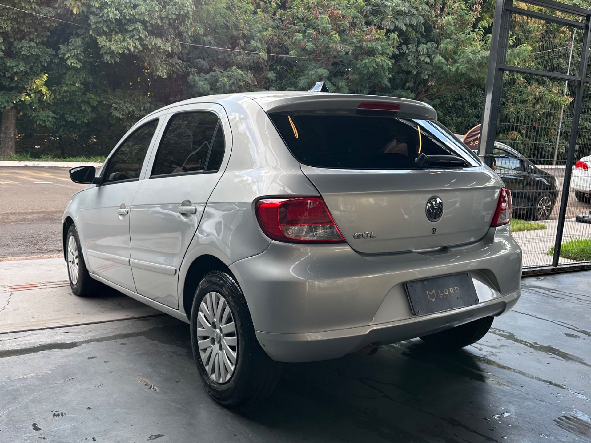 VOLKSWAGEN Gol 1.0 4p. 2010 - miniatura 4
