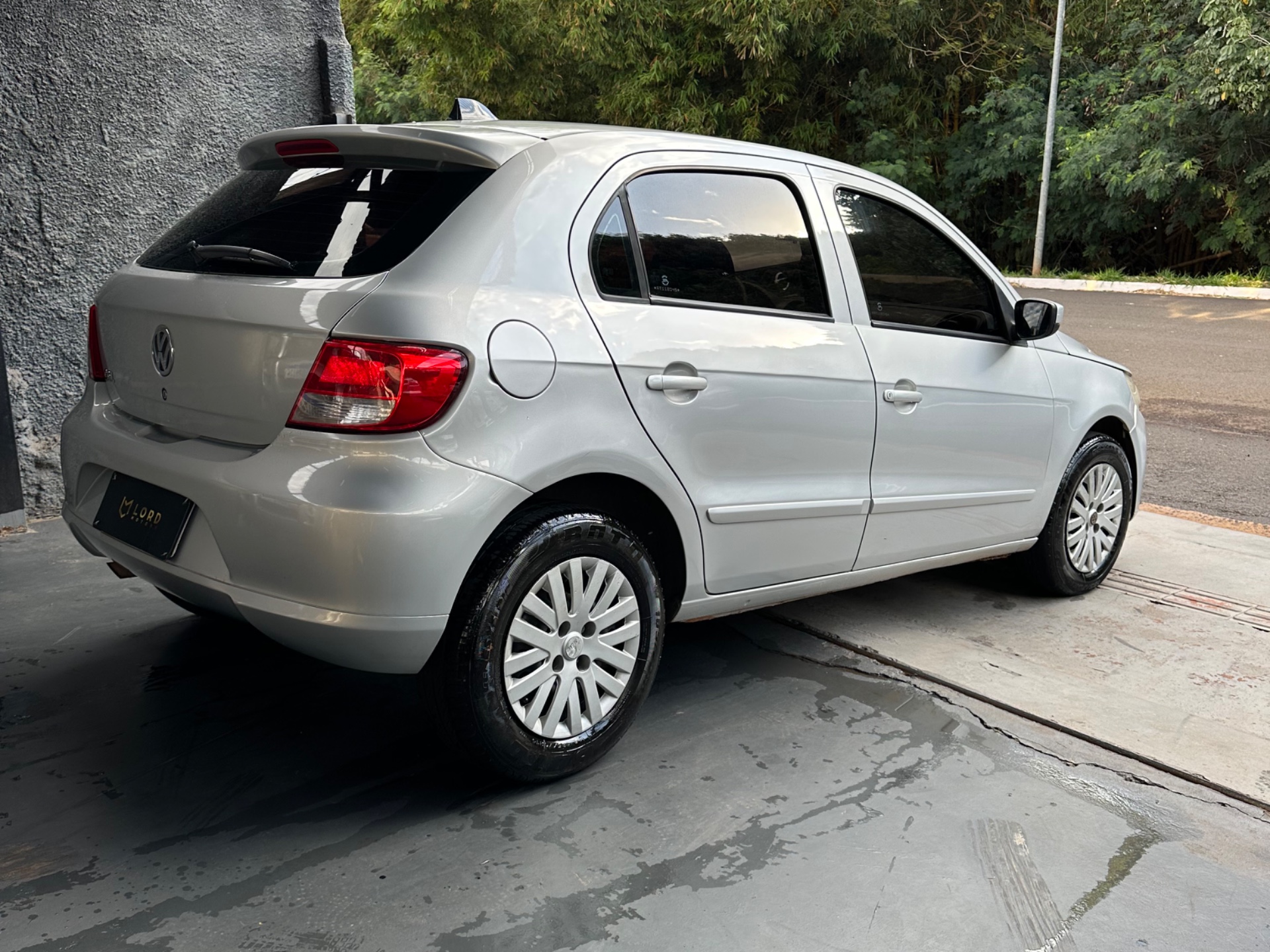 VOLKSWAGEN Gol 1.0 4p. 2010 - miniatura 5