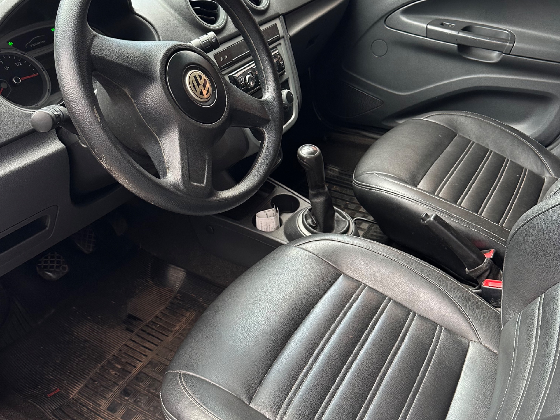 VOLKSWAGEN Gol 1.0 4p. 2010 - miniatura 7