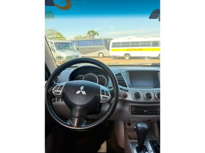 MITSUBISHI L200 Triton HPE 3.2TDi 16v 4X4 C.D. 2013 - miniatura 6