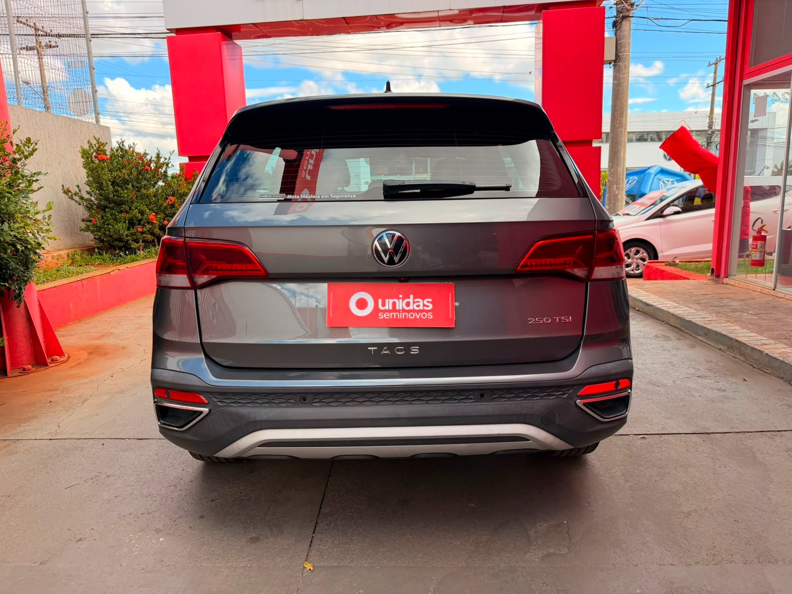 VOLKSWAGEN Taos Highline 1.4 16v TSi 2023 - miniatura 5