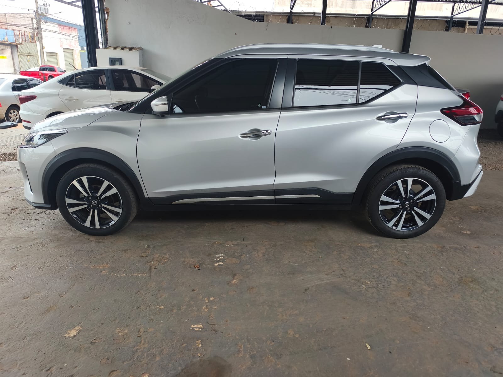 NISSAN Kicks Exclusive 1.6 16v 2022 - miniatura 9