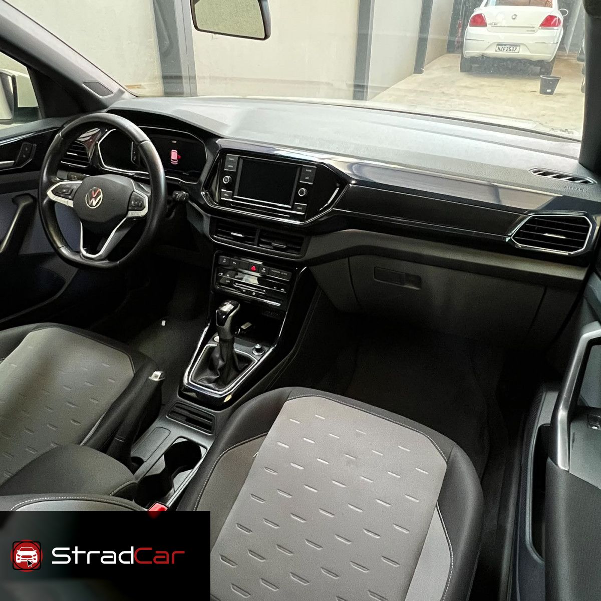 VOLKSWAGEN T-Cross Comfortline 1.0 12v TSi 2023 - miniatura 8