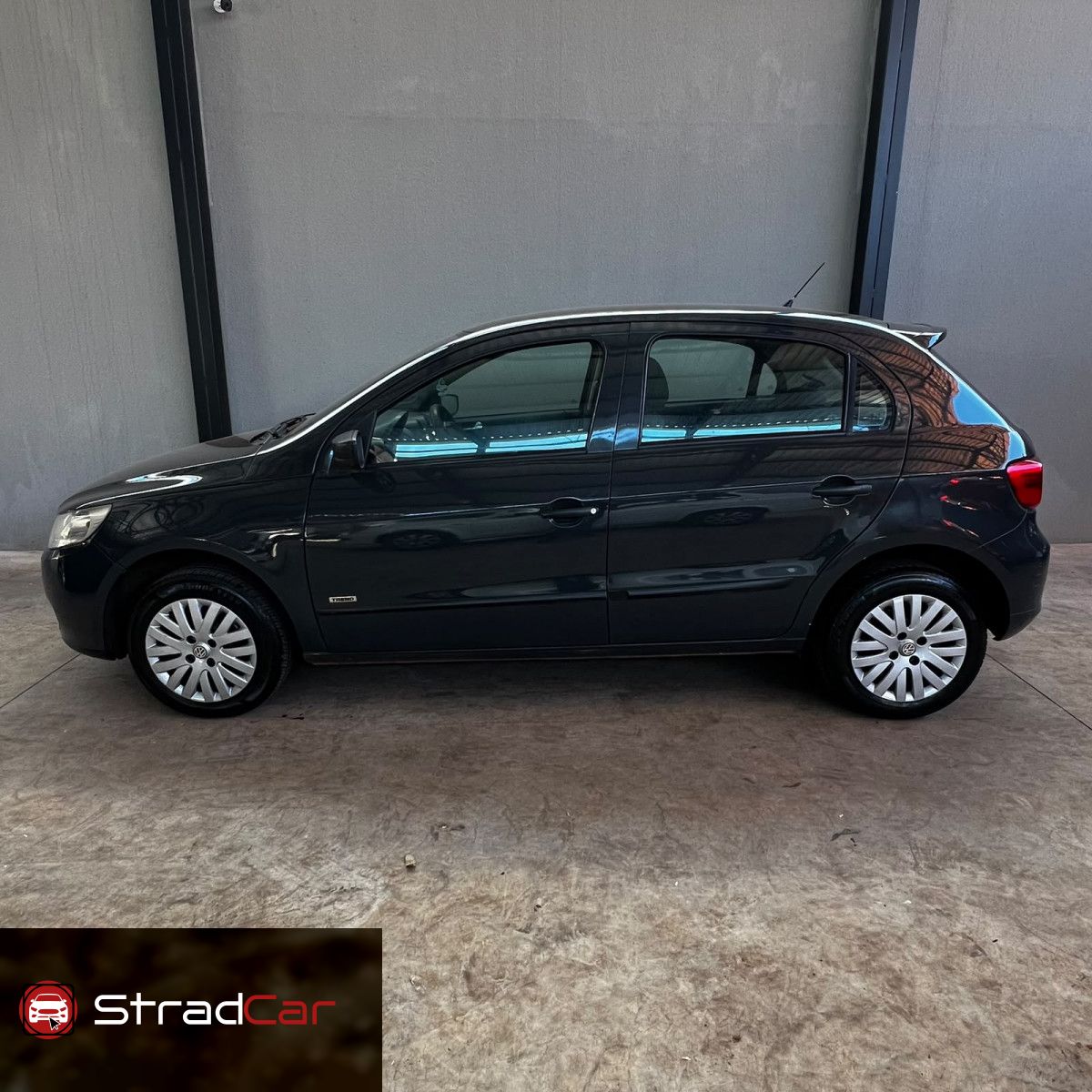 VOLKSWAGEN Gol 1.0 4p. 2010 - miniatura 3