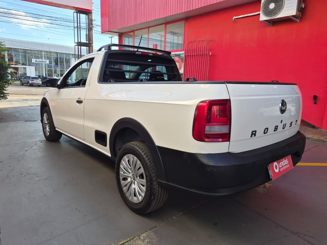 VOLKSWAGEN Saveiro Robust 1.6 16v C.S. 2023 - miniatura 4