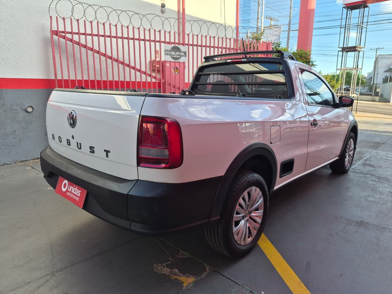 VOLKSWAGEN Saveiro Robust 1.6 16v C.S. 2023 - miniatura 5