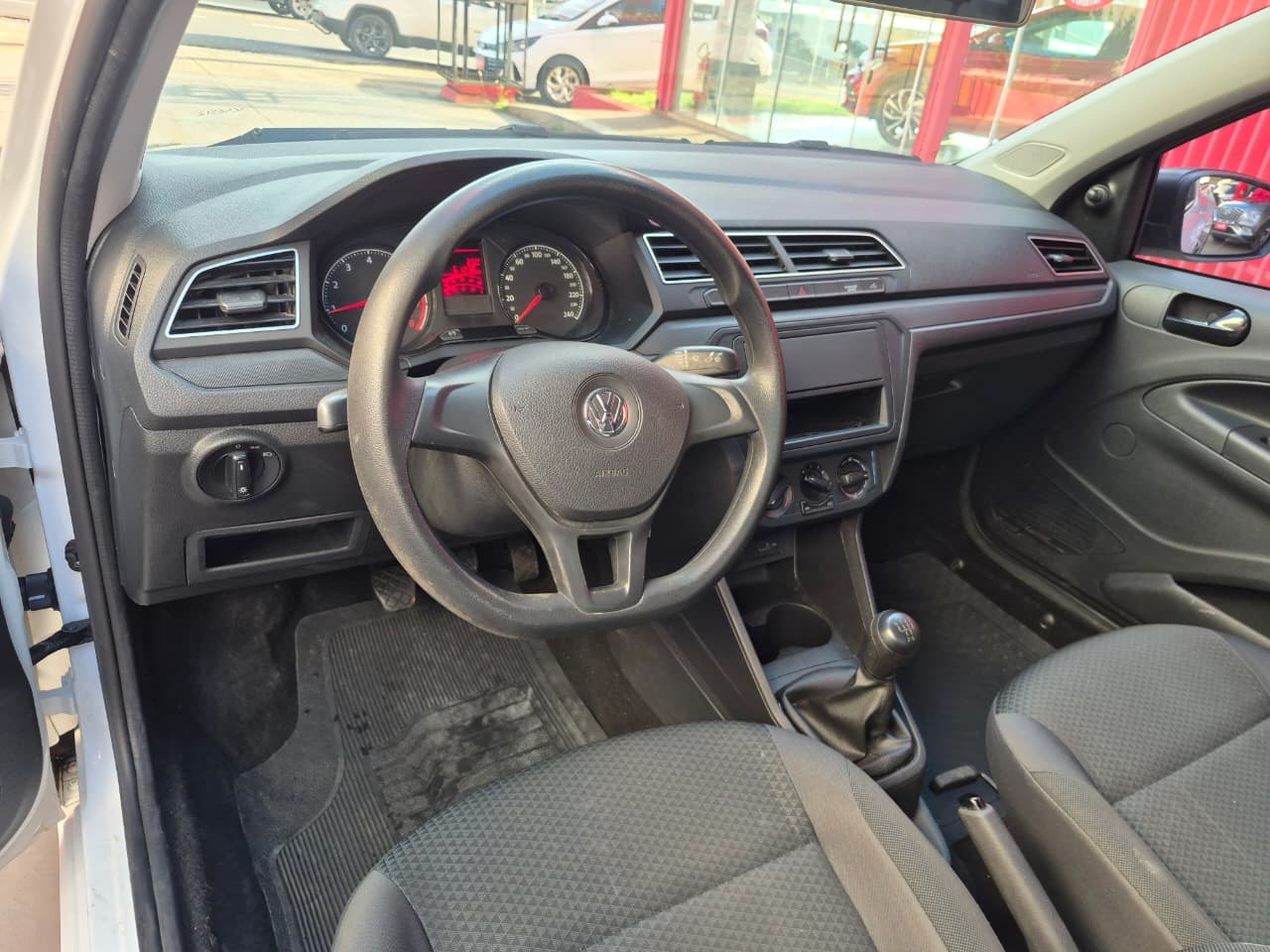 VOLKSWAGEN Saveiro Robust 1.6 16v C.S. 2023 - miniatura 9