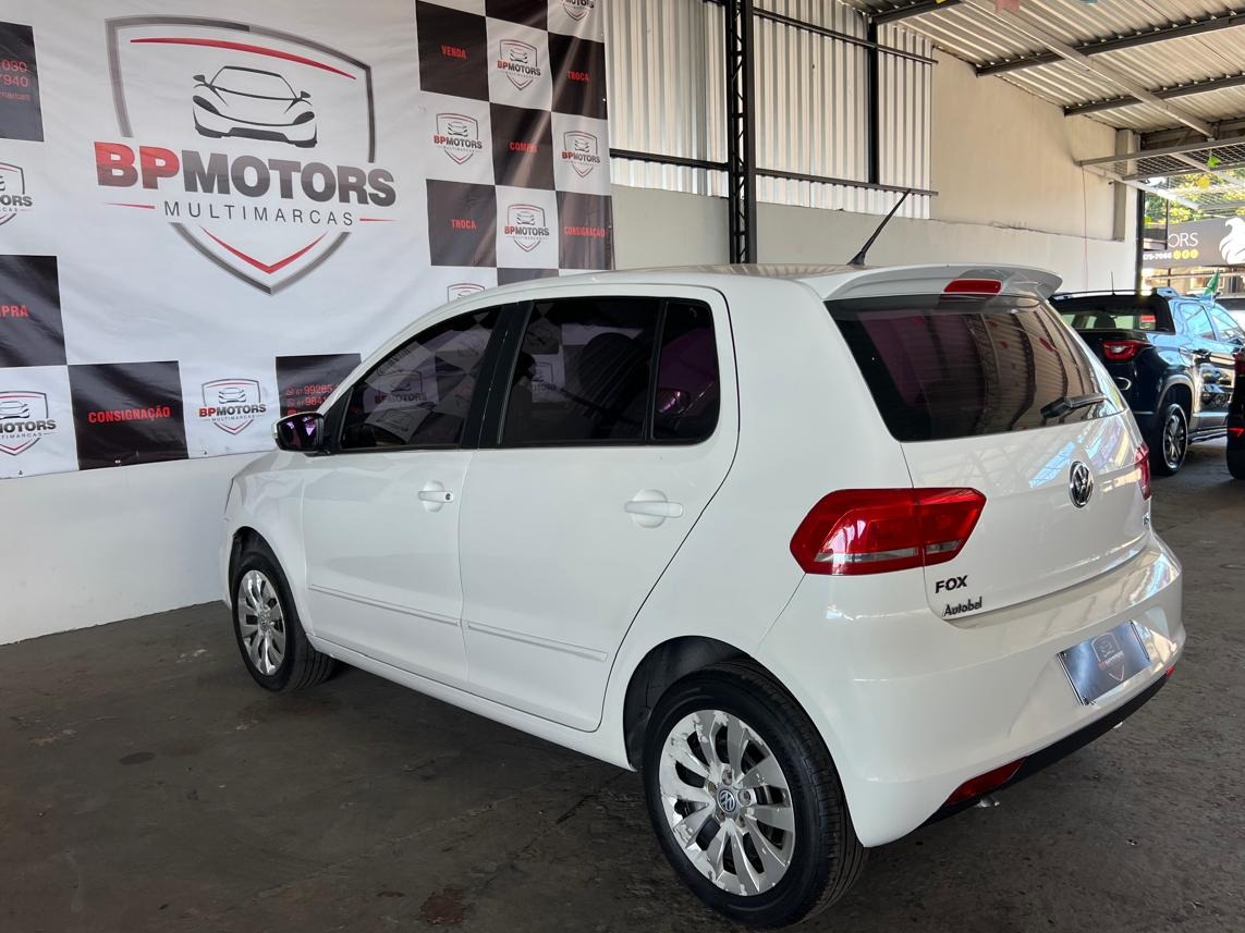 VOLKSWAGEN Fox Comfortline 1.6 4p. 2015 - miniatura 6