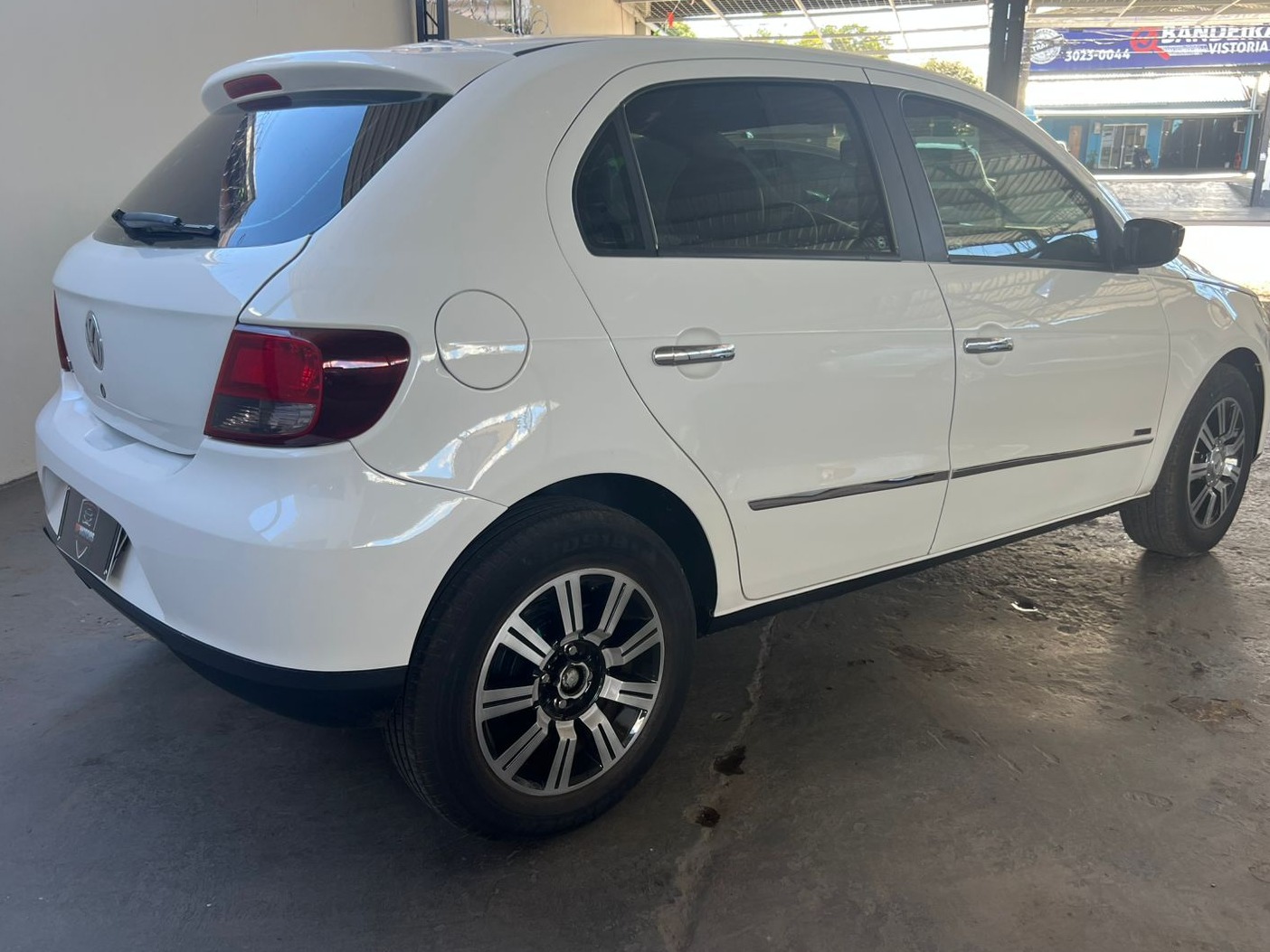 VOLKSWAGEN Gol Power 1.6 4p. 2009 - miniatura 5