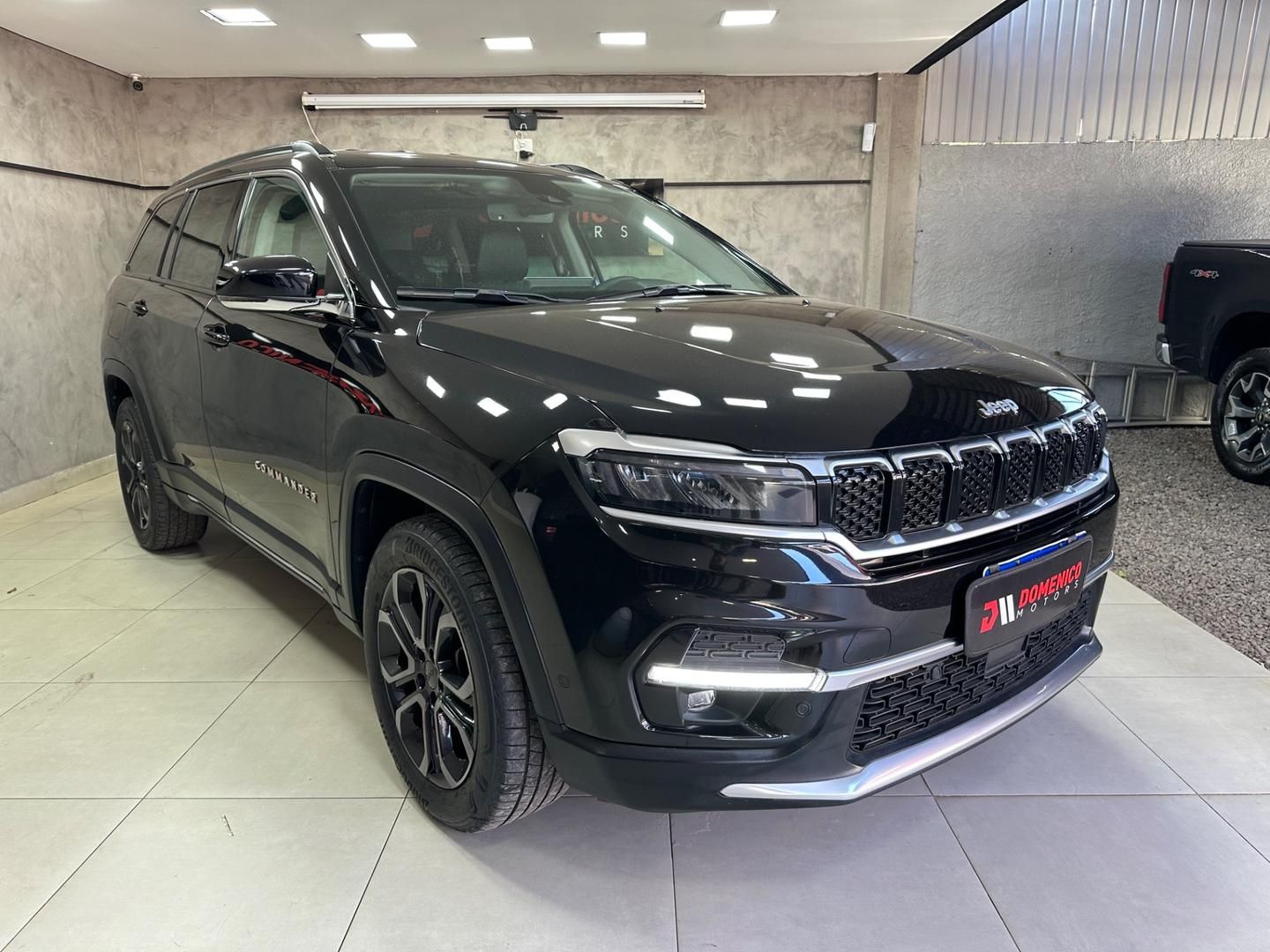 JEEP Commander Limited 1.3 16v T270 2023 - miniatura 3