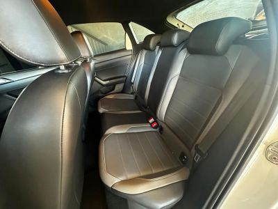 VOLKSWAGEN Nivus Highline 1.0 12v TSi 2022 - miniatura 10