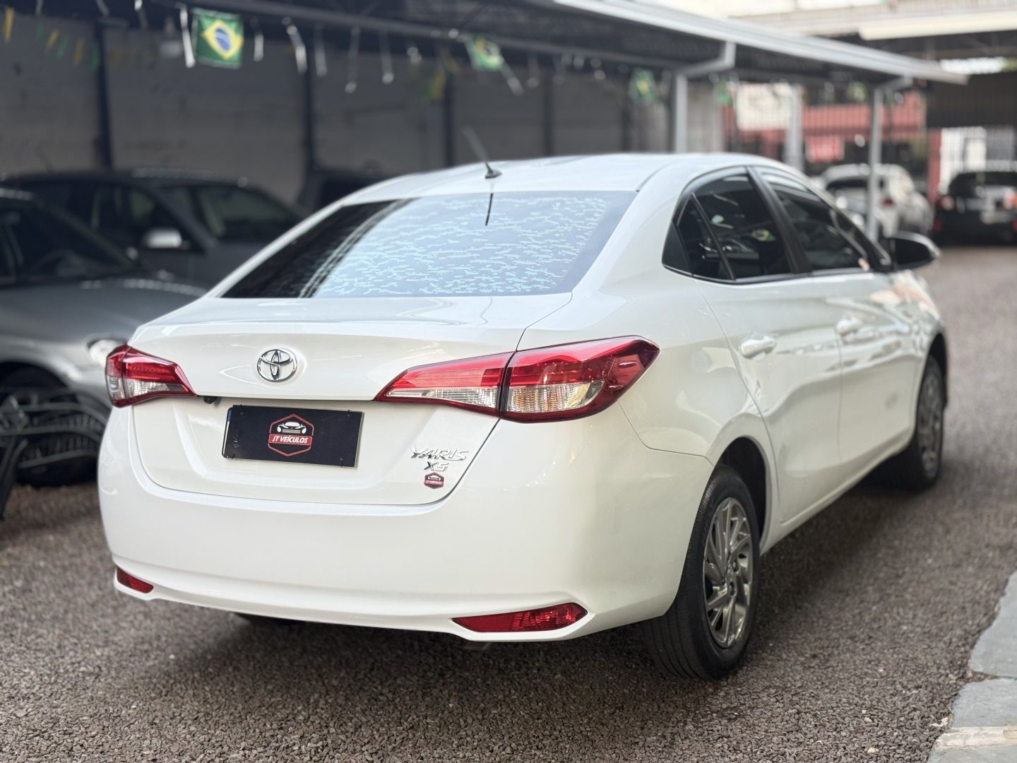TOYOTA Yaris Hatch XS 1.5 16v 2024 - miniatura 4