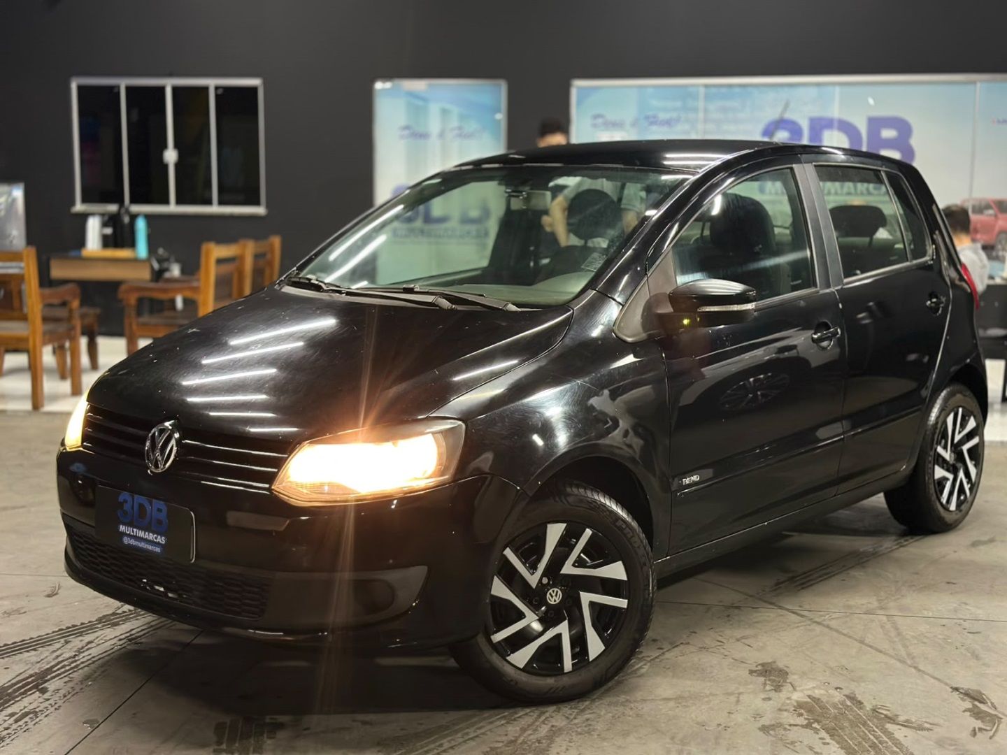 VOLKSWAGEN Fox 1.0 4p. 2014 - miniatura 2