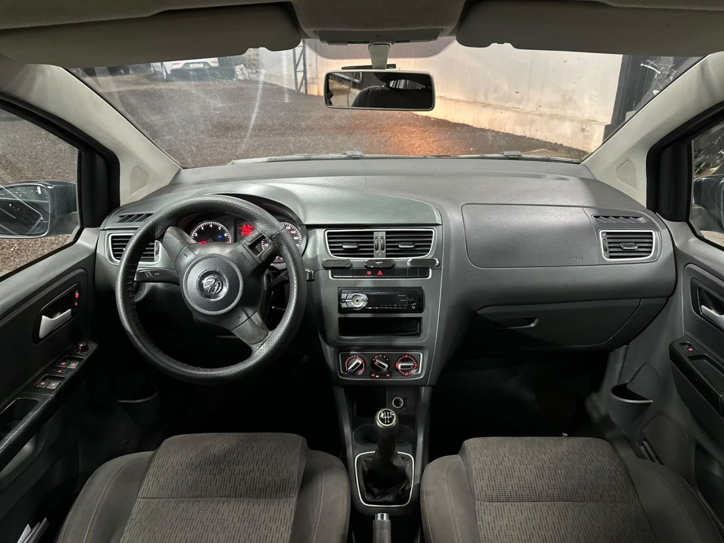 VOLKSWAGEN Fox 1.0 4p. 2014 - miniatura 6