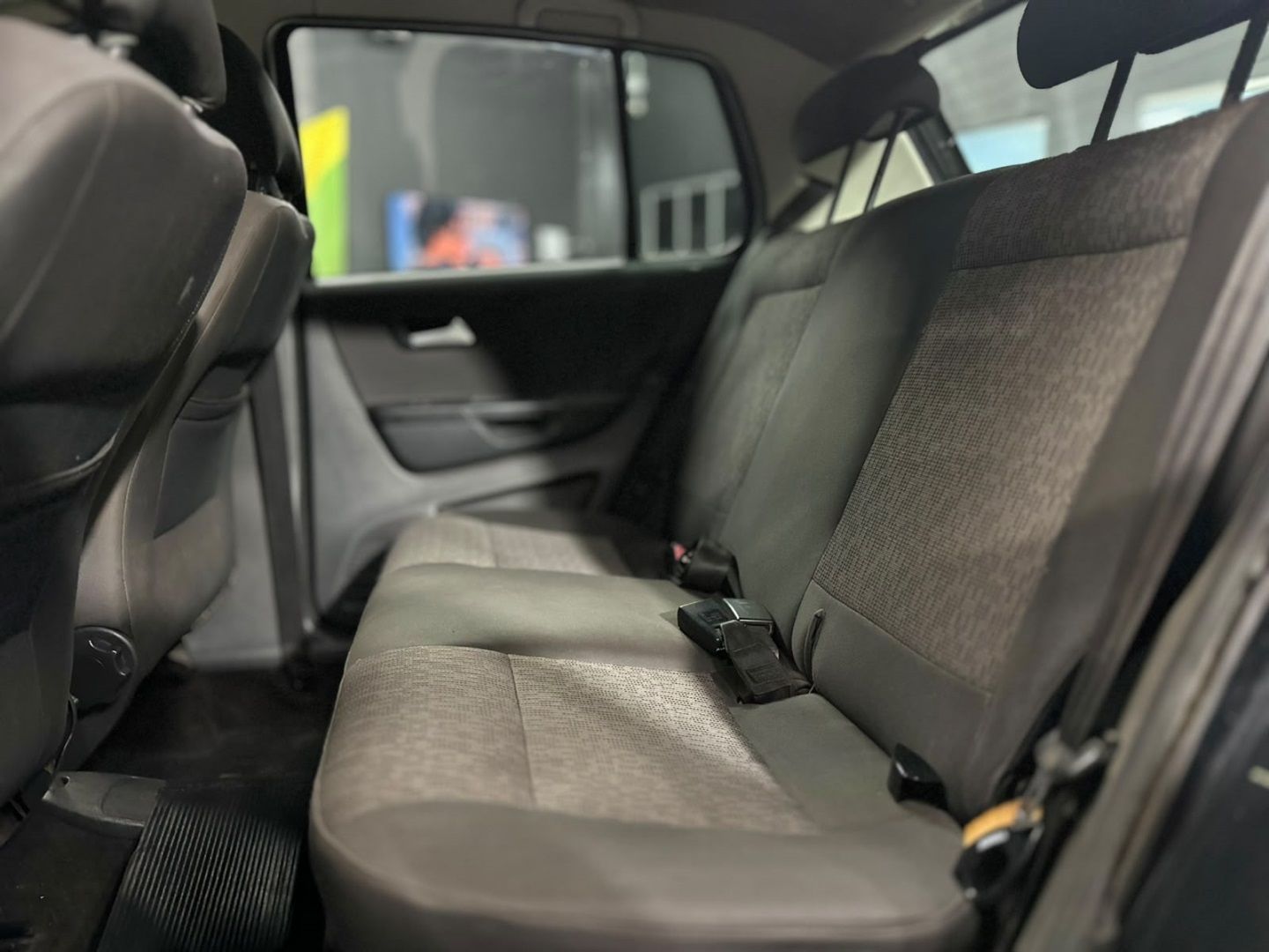 VOLKSWAGEN Fox 1.0 4p. 2014 - miniatura 7