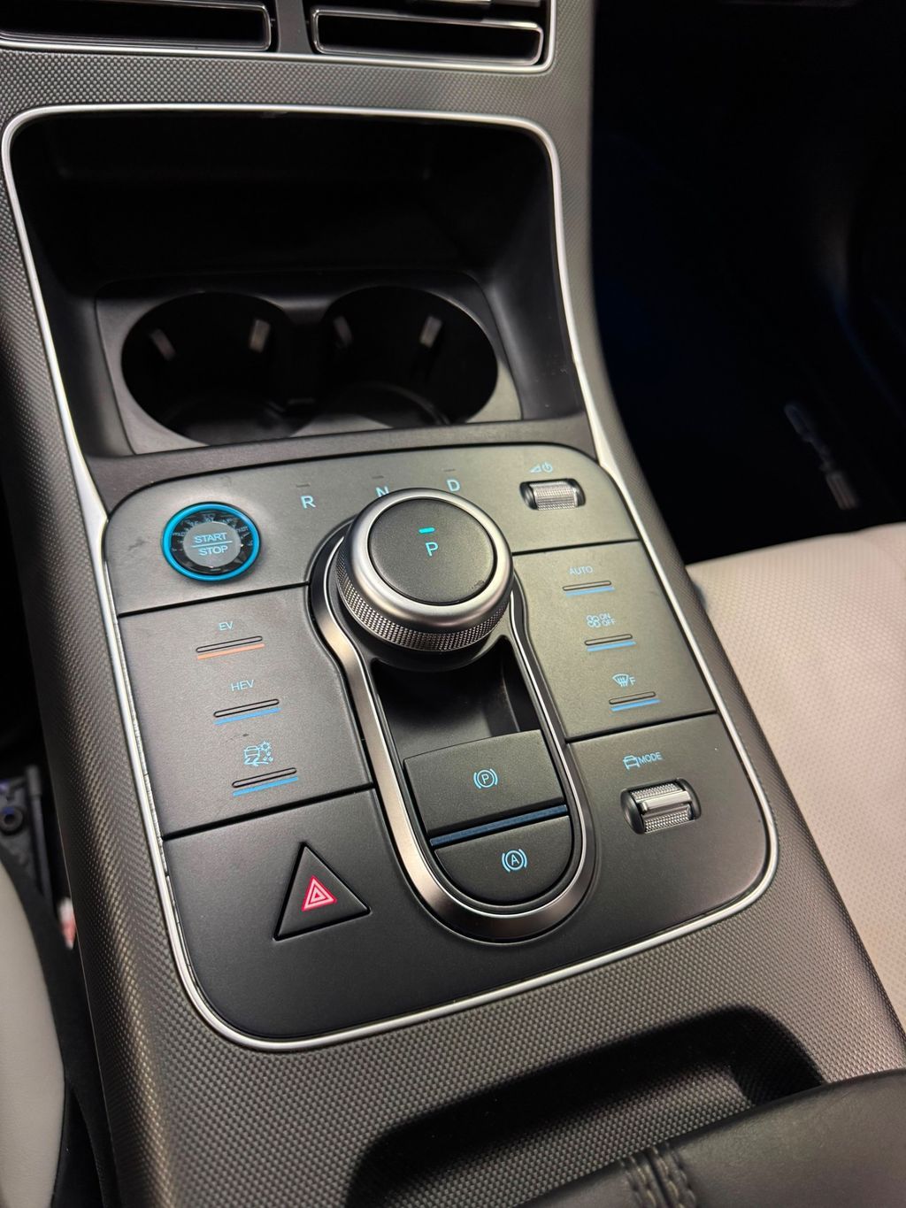 BYD King GS DM-i 1.5 16v 2025 - miniatura 9