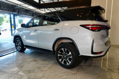 TOYOTA Hilux SW4 Diamond D4-D 2.8TDi 16v 4x4 2025 - miniatura 7